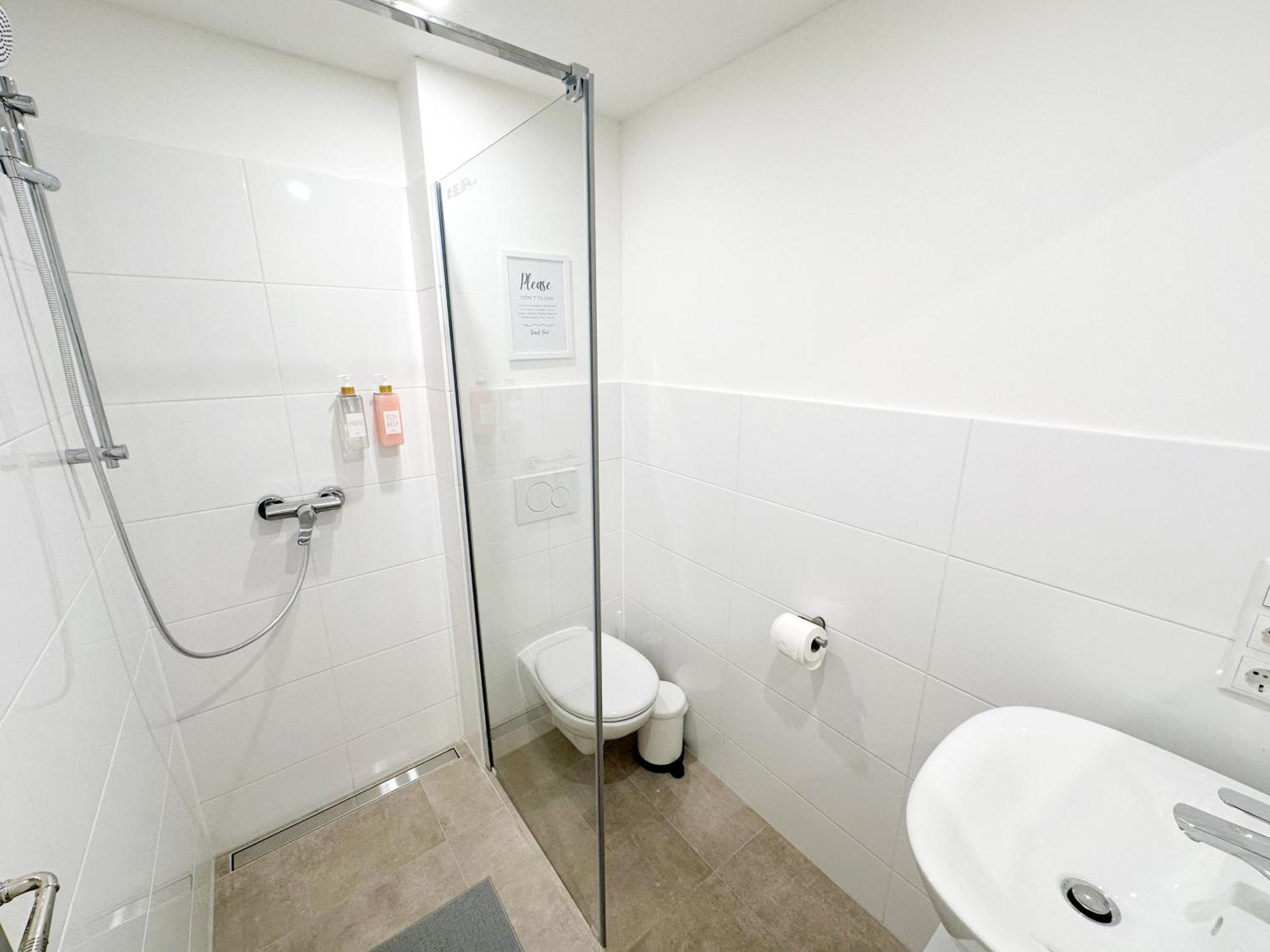 Gemuetliches 2 Ambient Mit Queensize-bett , Etagenbett& Schlafsofa In Alsternaehe Apartamento Hamburgo