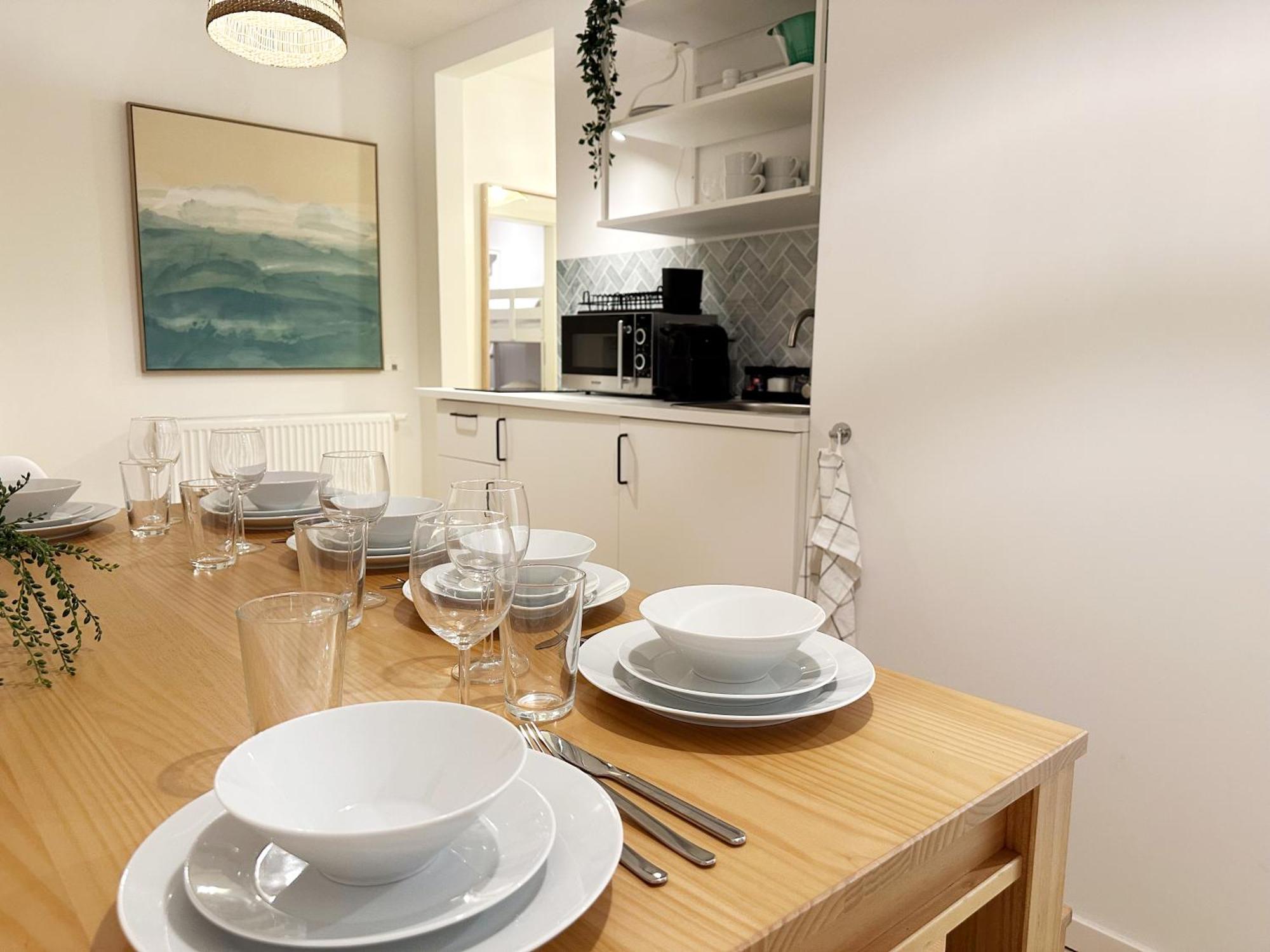 Gemuetliches 2 Ambient Mit Queensize-bett , Etagenbett& Schlafsofa In Alsternaehe * Hamburgo