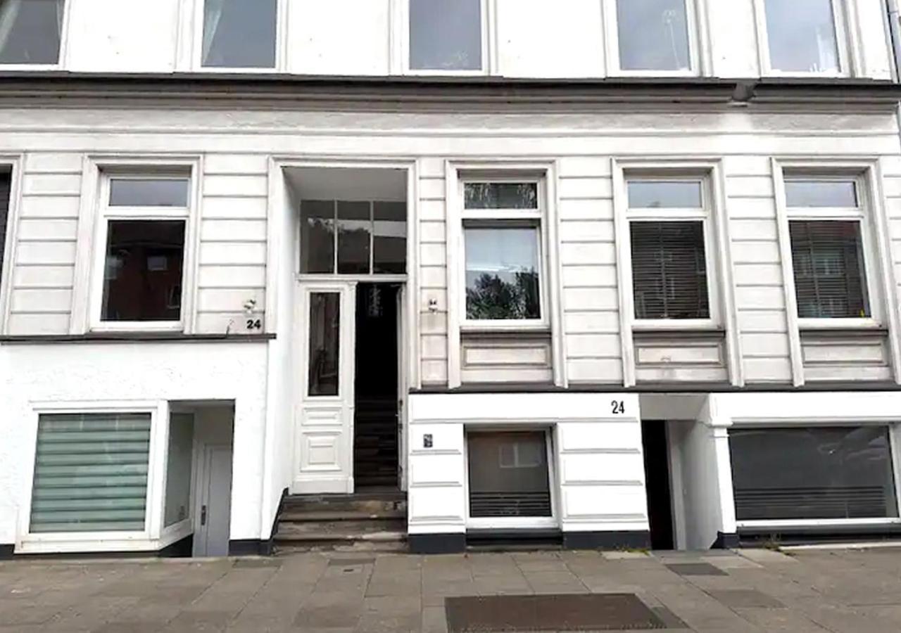 Gemuetliches 2 Ambient Mit Queensize-bett , Etagenbett& Schlafsofa In Alsternaehe Apartamento *